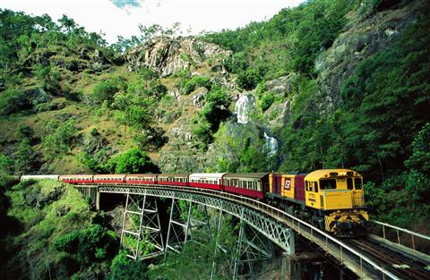 キュランダ高原列車
